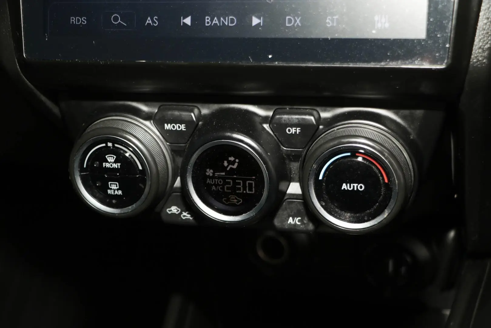 2022 Suzuki Swift Gallery Image 16