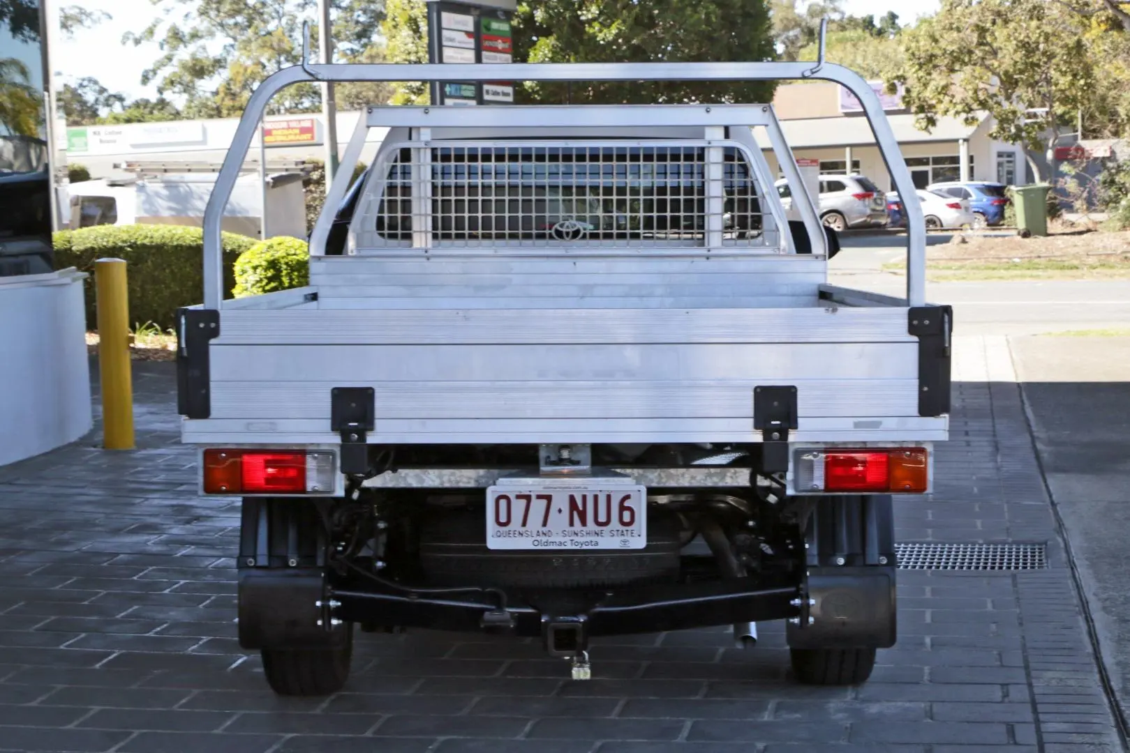 2019 Toyota Hilux Gallery Image 3