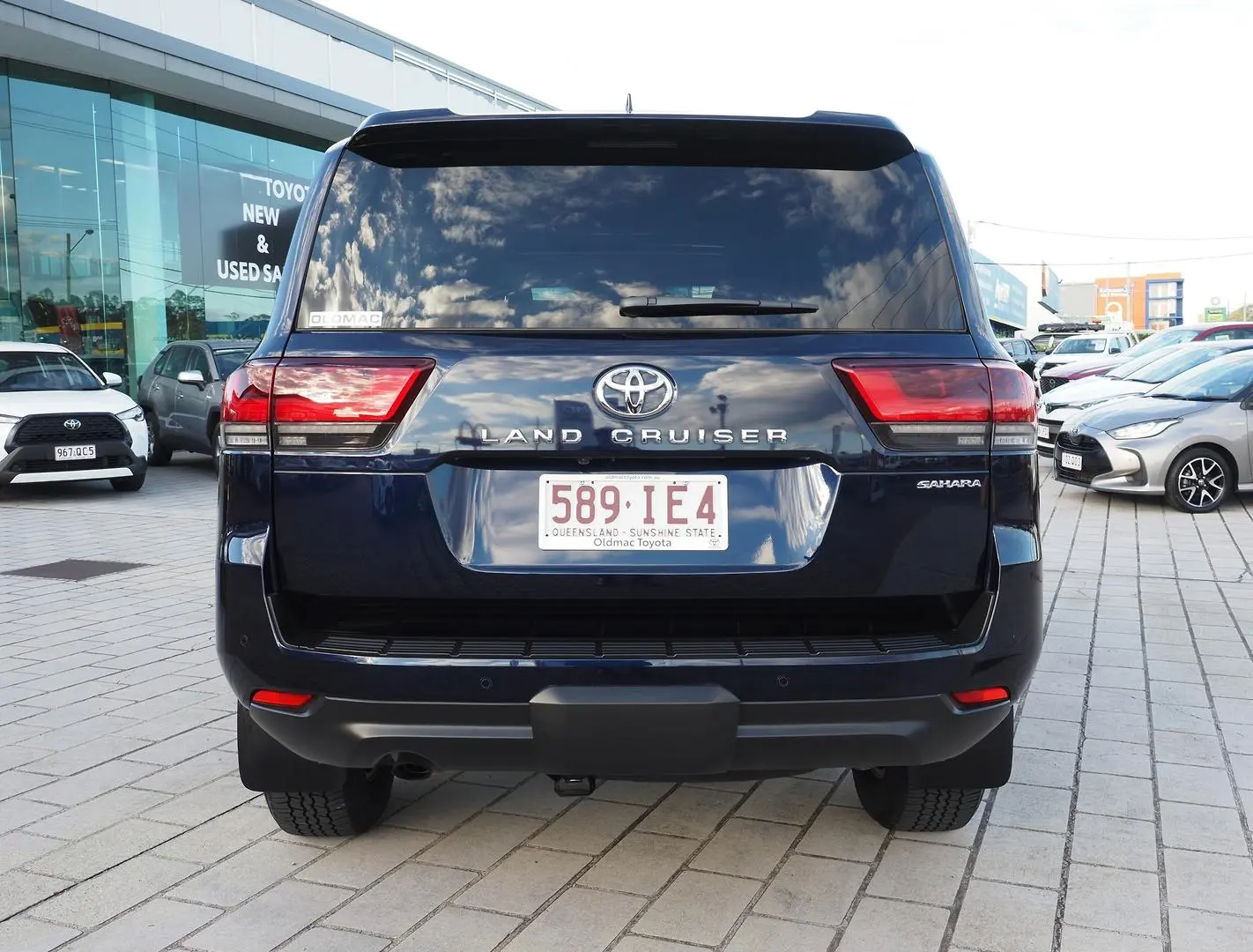 2023 Toyota Landcruiser Gallery Image 9