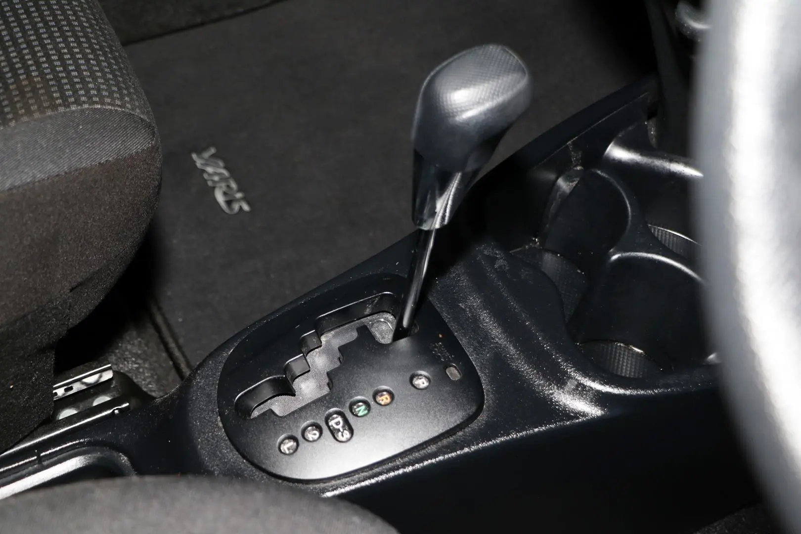 2018 Toyota Yaris Gallery Image 14