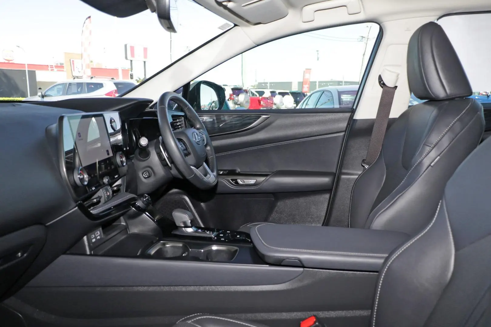 2023 Lexus NX Gallery Image 8