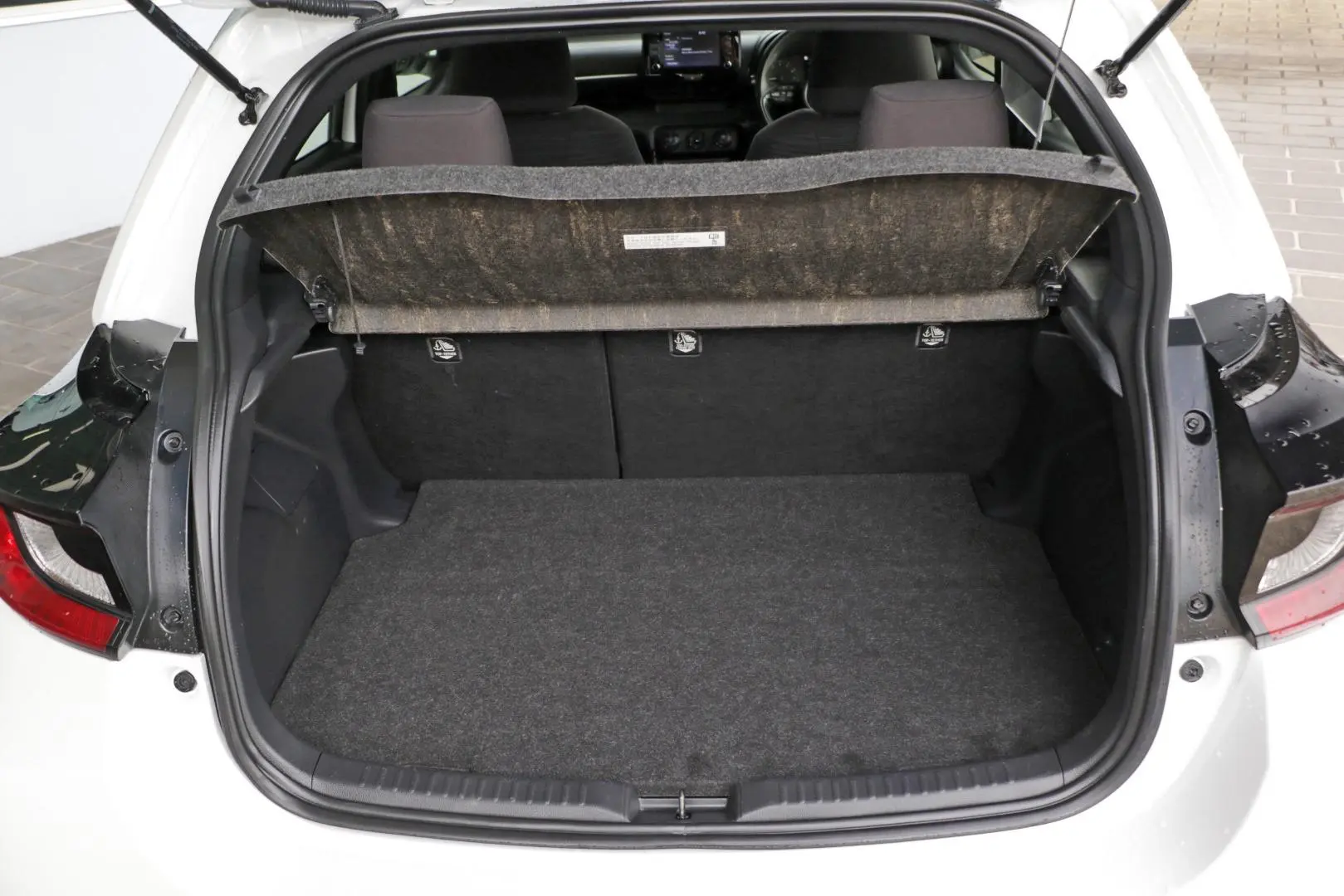 2023 Toyota Yaris Gallery Image 24