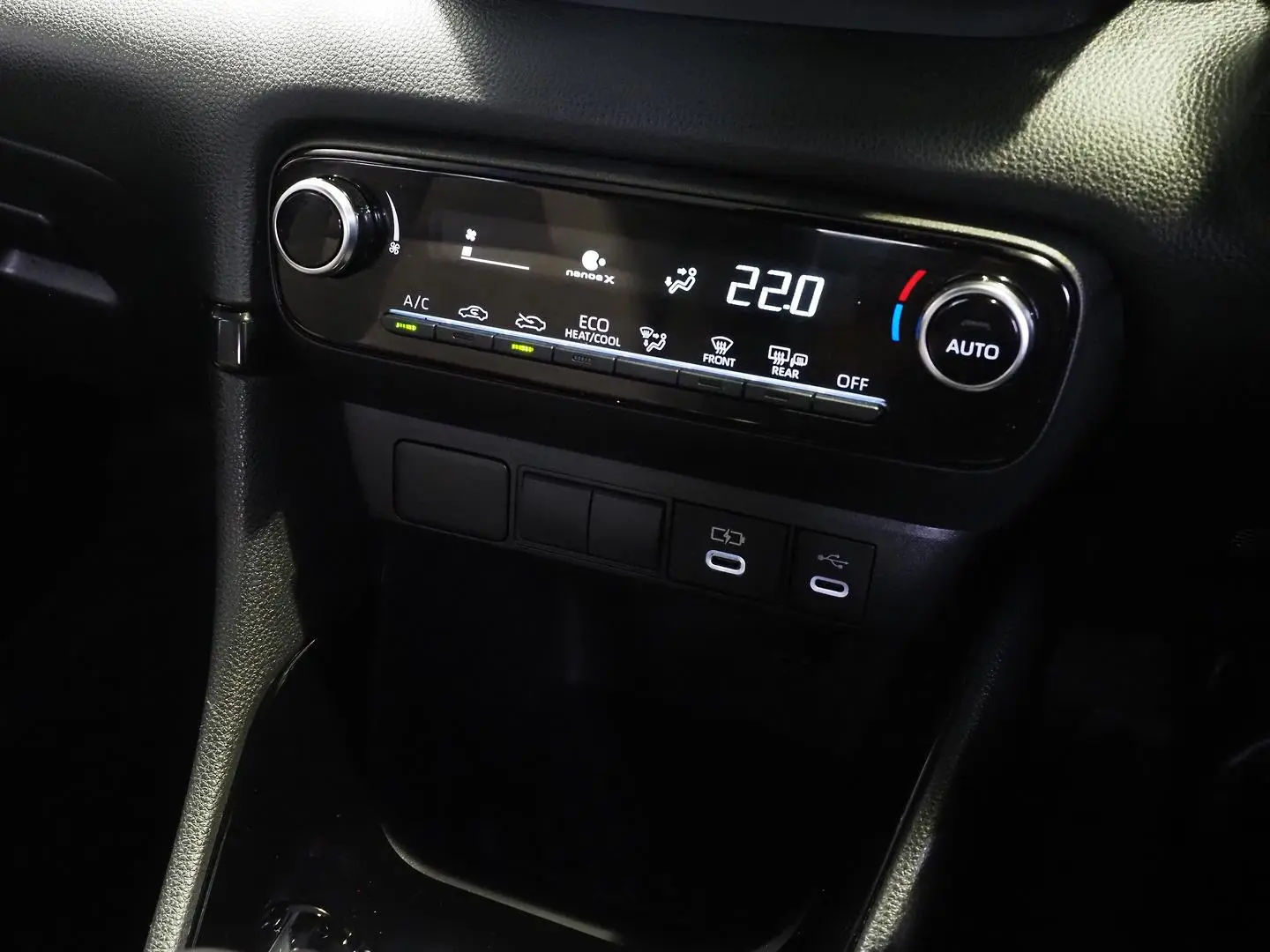 2024 Toyota Yaris Gallery Image 28