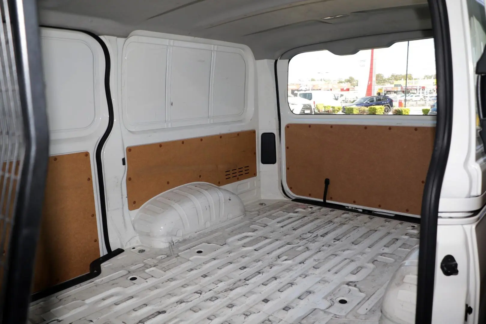 2024 Toyota Hiace Gallery Image 21