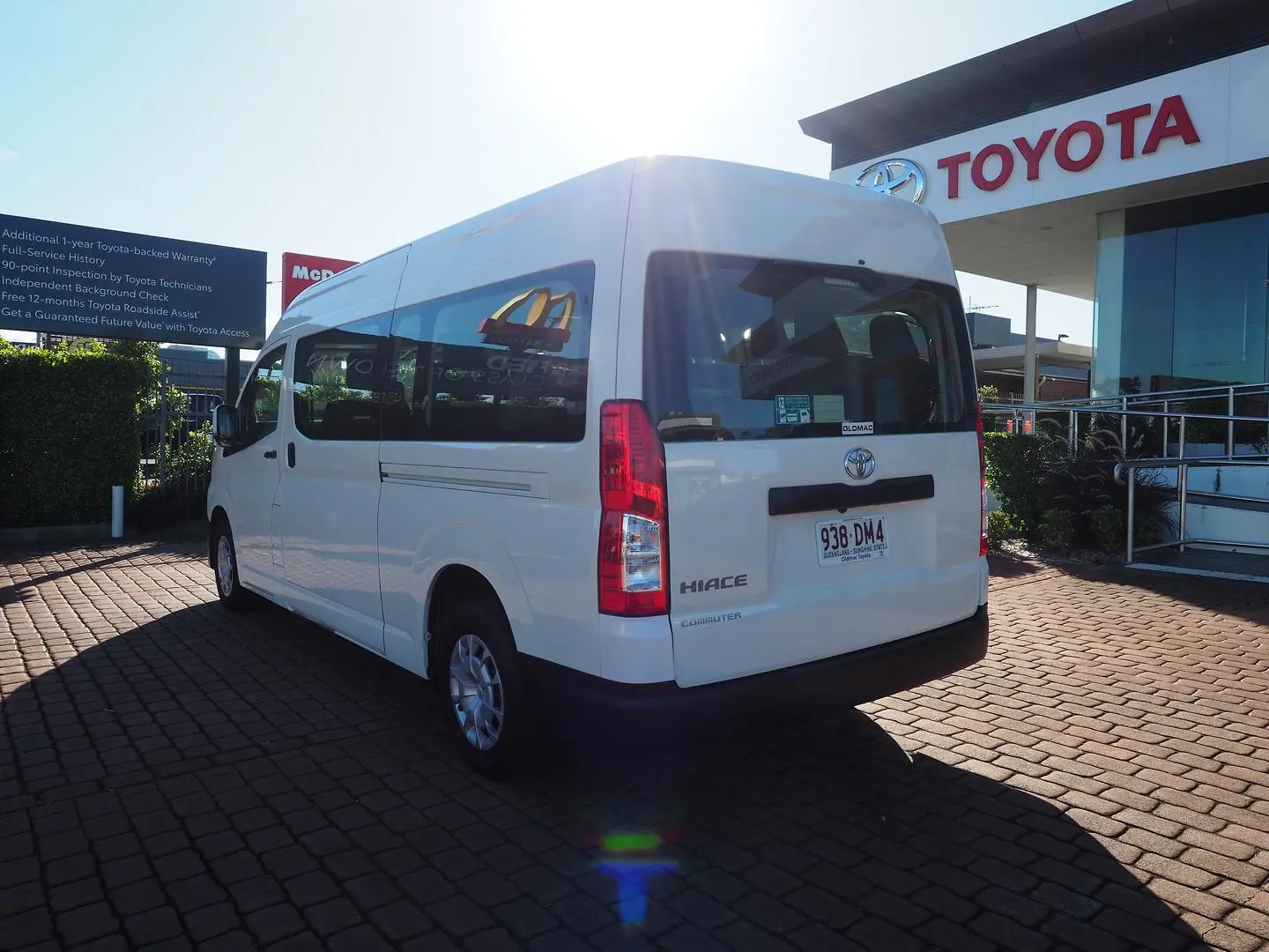 2021 Toyota Hiace Gallery Image 8