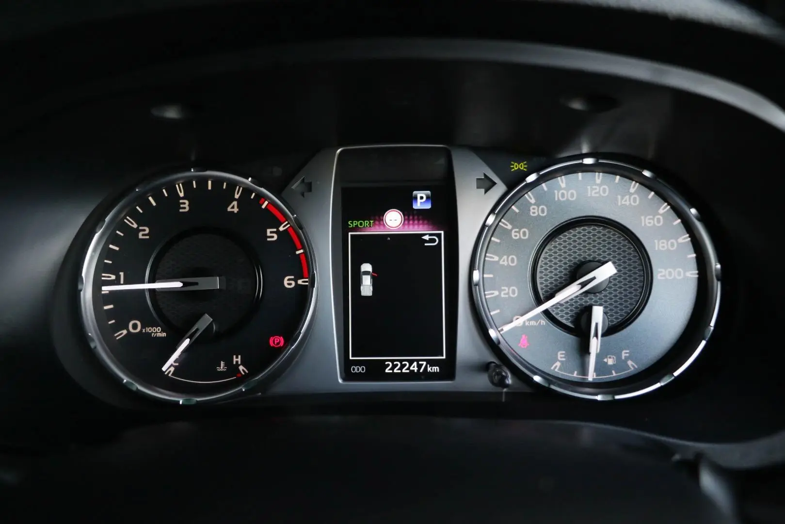 2024 Toyota Hilux Gallery Image 13
