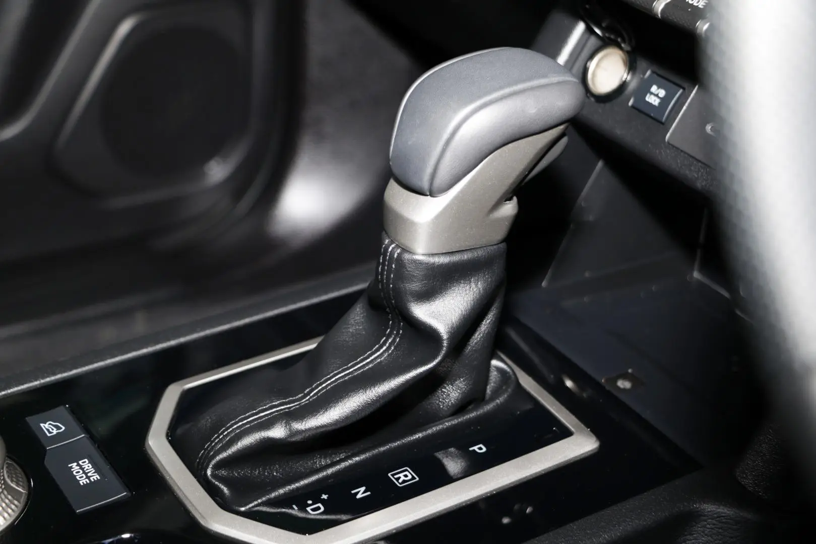 2024 Mitsubishi Triton Gallery Image 13