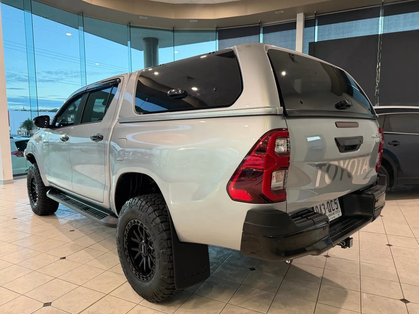 2025 Toyota Hilux Gallery Image 13