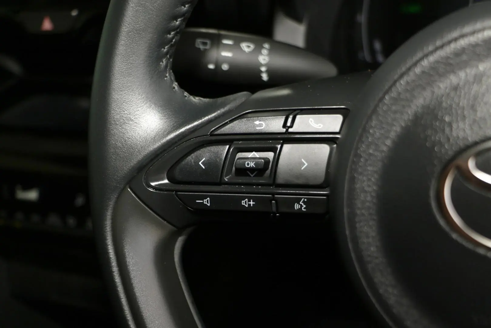 2024 Toyota Yaris Cross Gallery Image 14