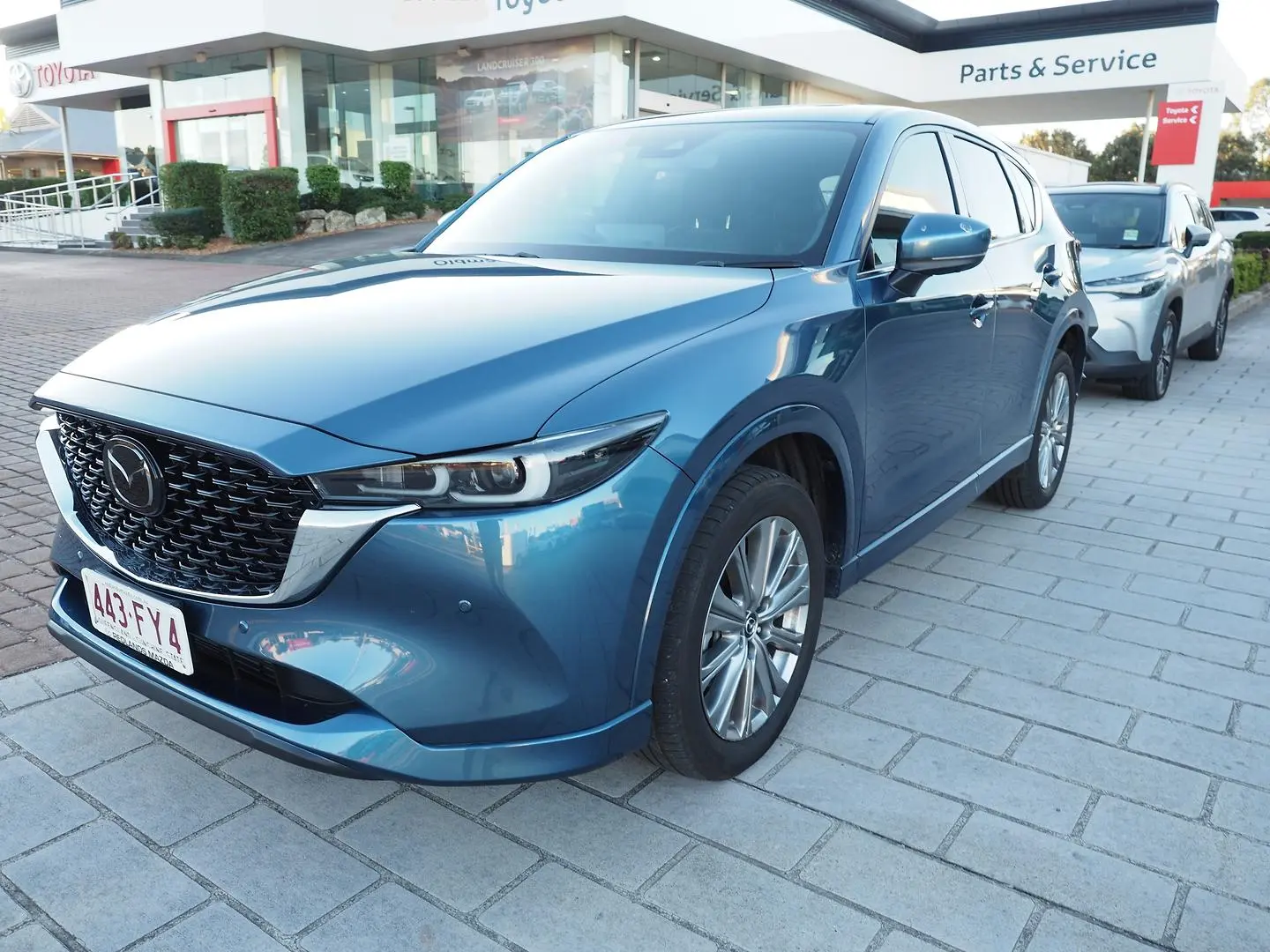 2022 Mazda CX-5 Gallery Image 2