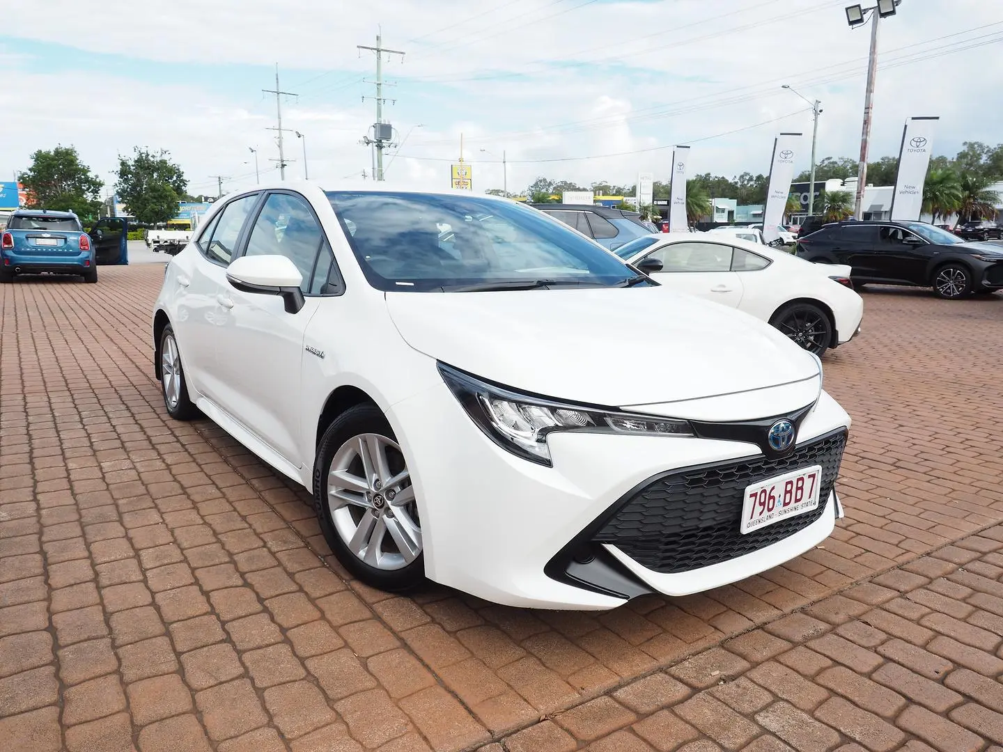 2021 Toyota Corolla Gallery Image 1