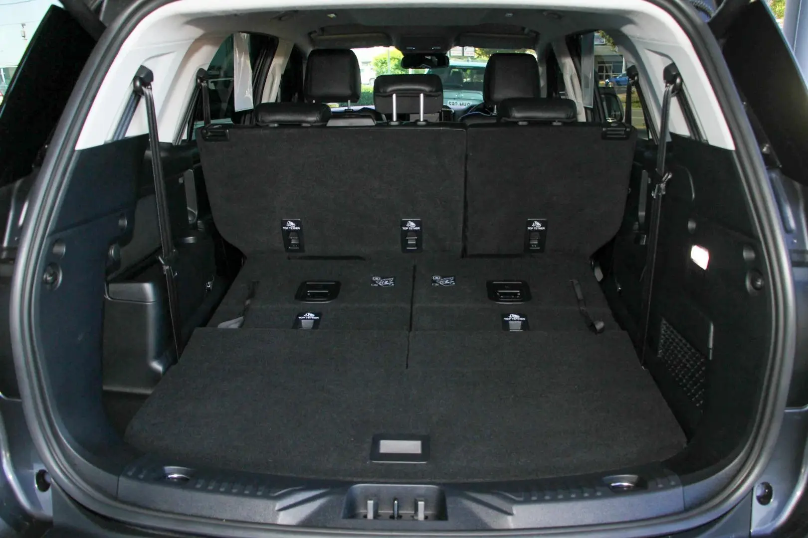 2024 Ford Everest Gallery Image 21
