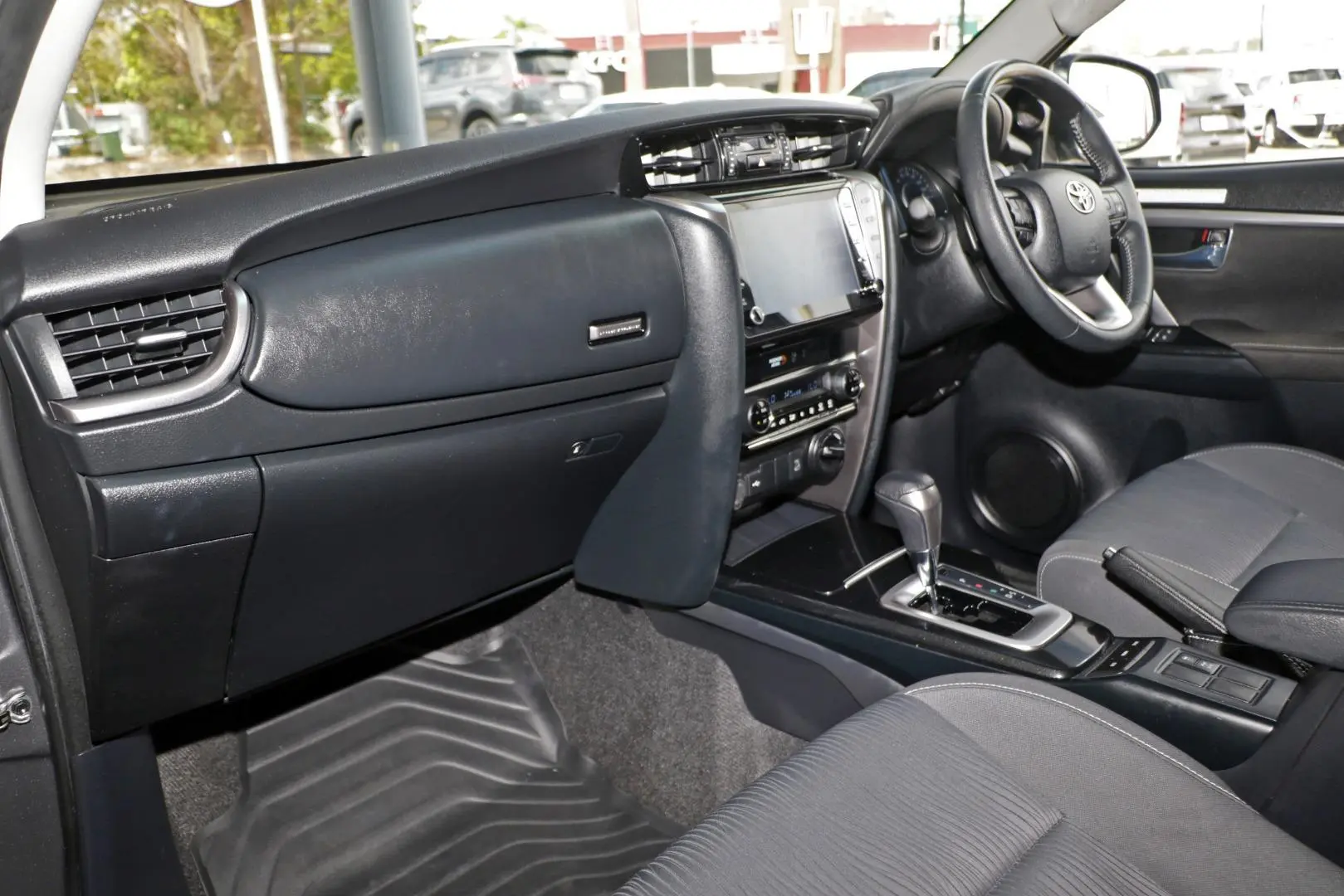 2024 Toyota Fortuner Gallery Image 7