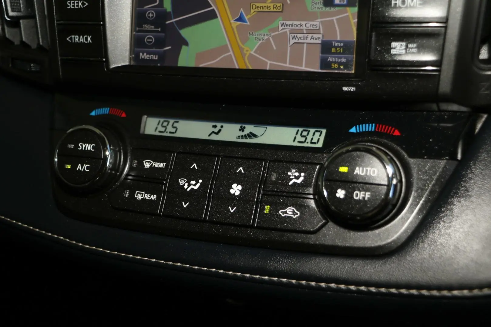 2018 Toyota RAV4 Gallery Image 17