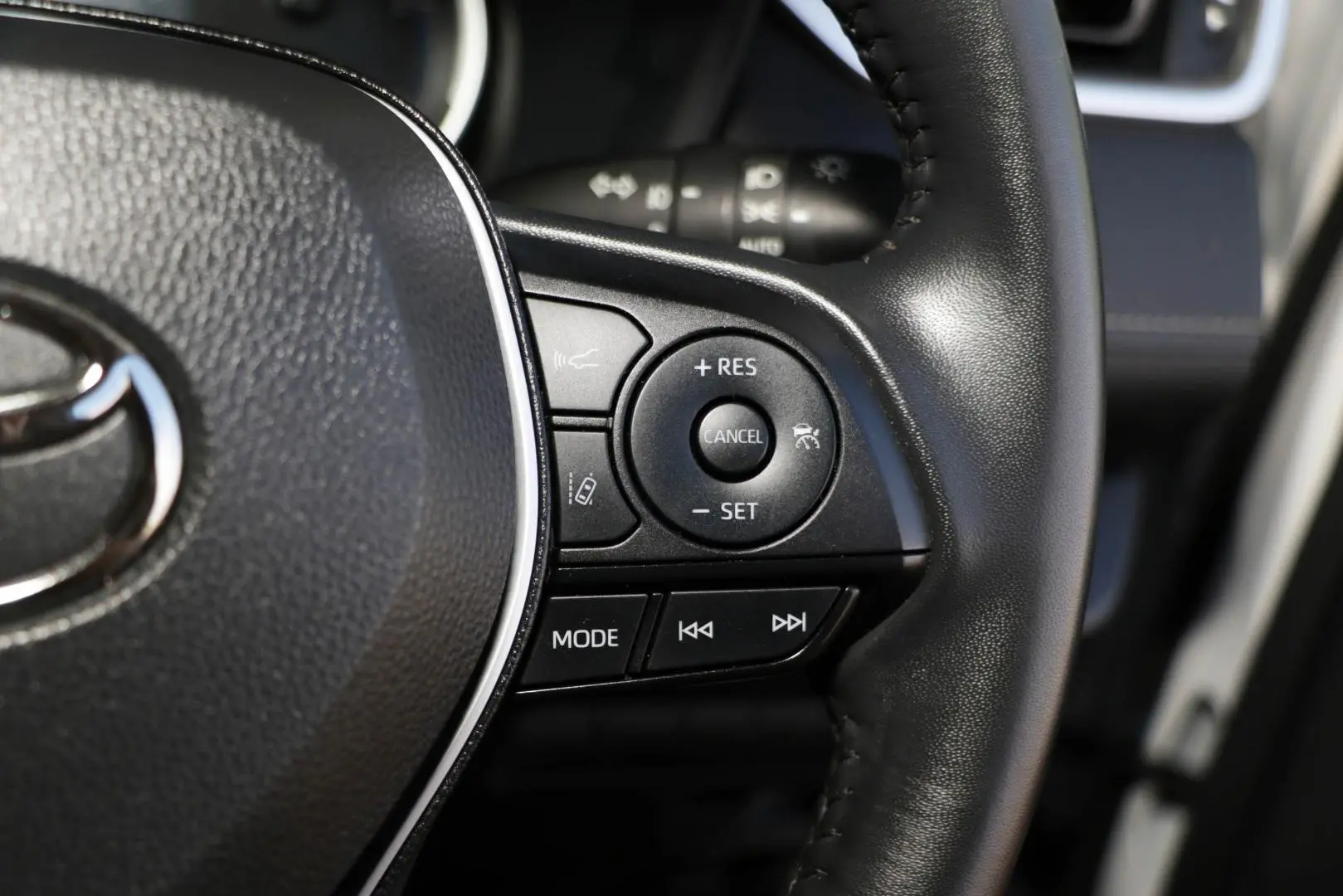 2023 Toyota RAV4 Gallery Image 19