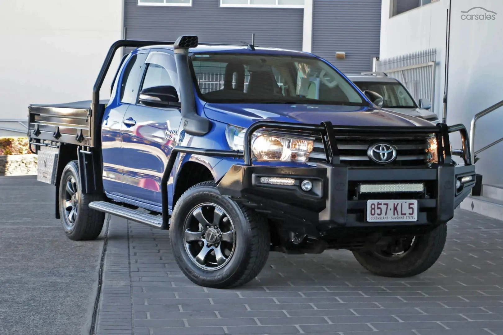 2016 Toyota Hilux Image 1