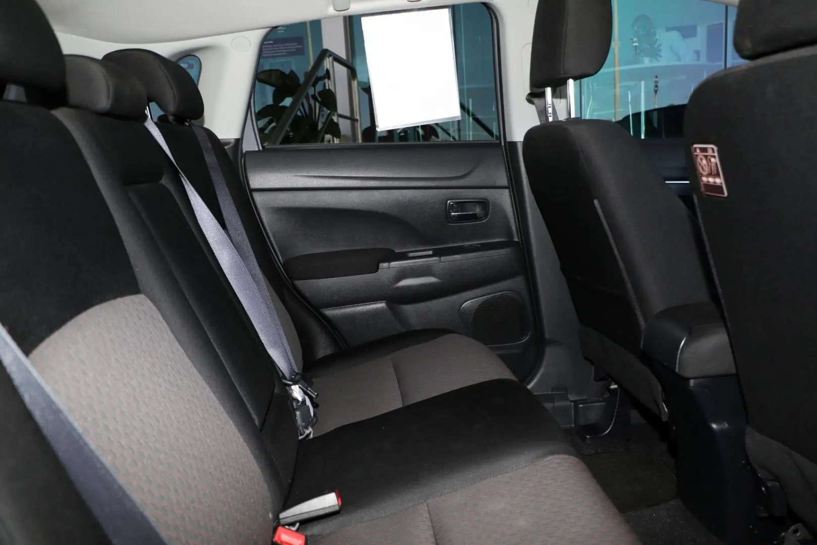 2017 Mitsubishi ASX Gallery Image 9