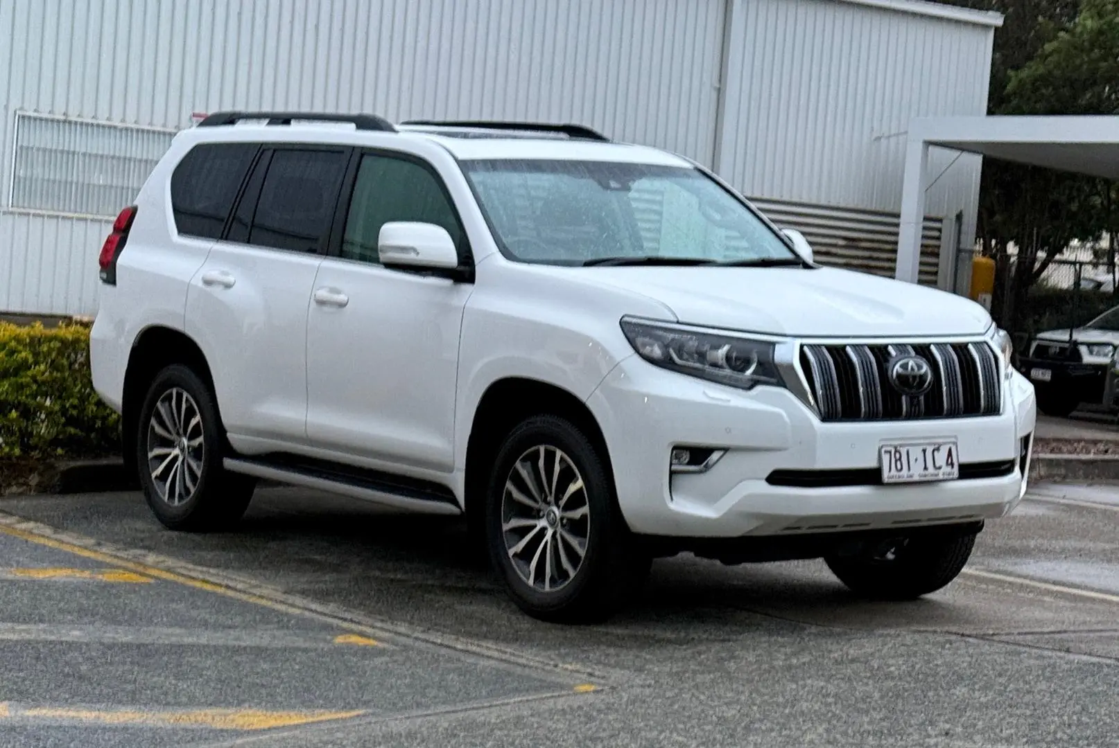 2022 Toyota Landcruiser Prado Gallery Image 1