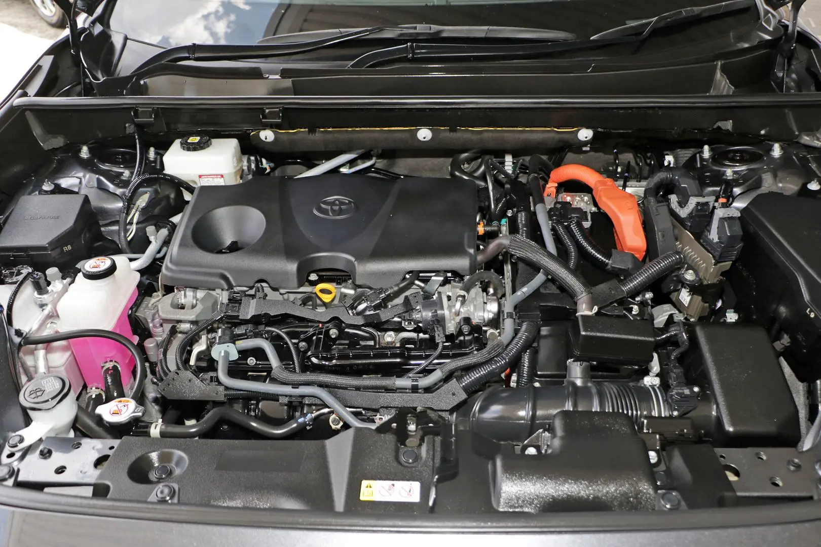 2022 Toyota RAV4 Gallery Image 19