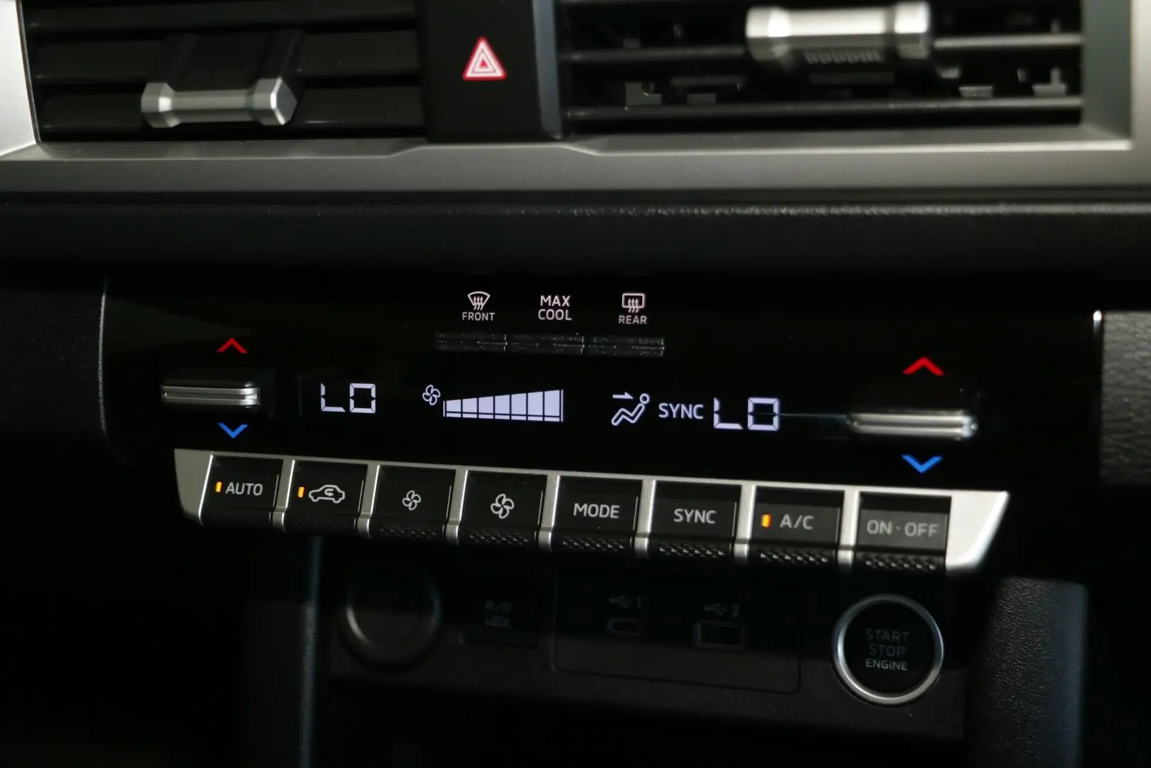 2024 Mitsubishi Triton Gallery Image 18