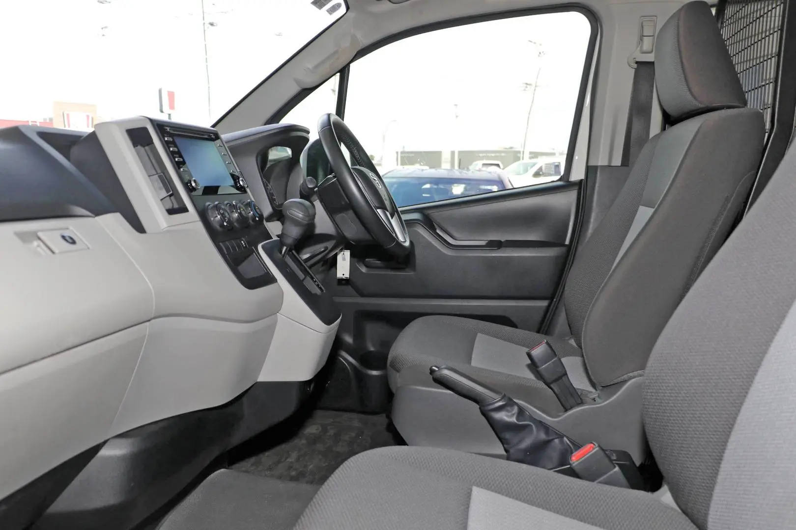 2019 Toyota Hiace Gallery Image 10
