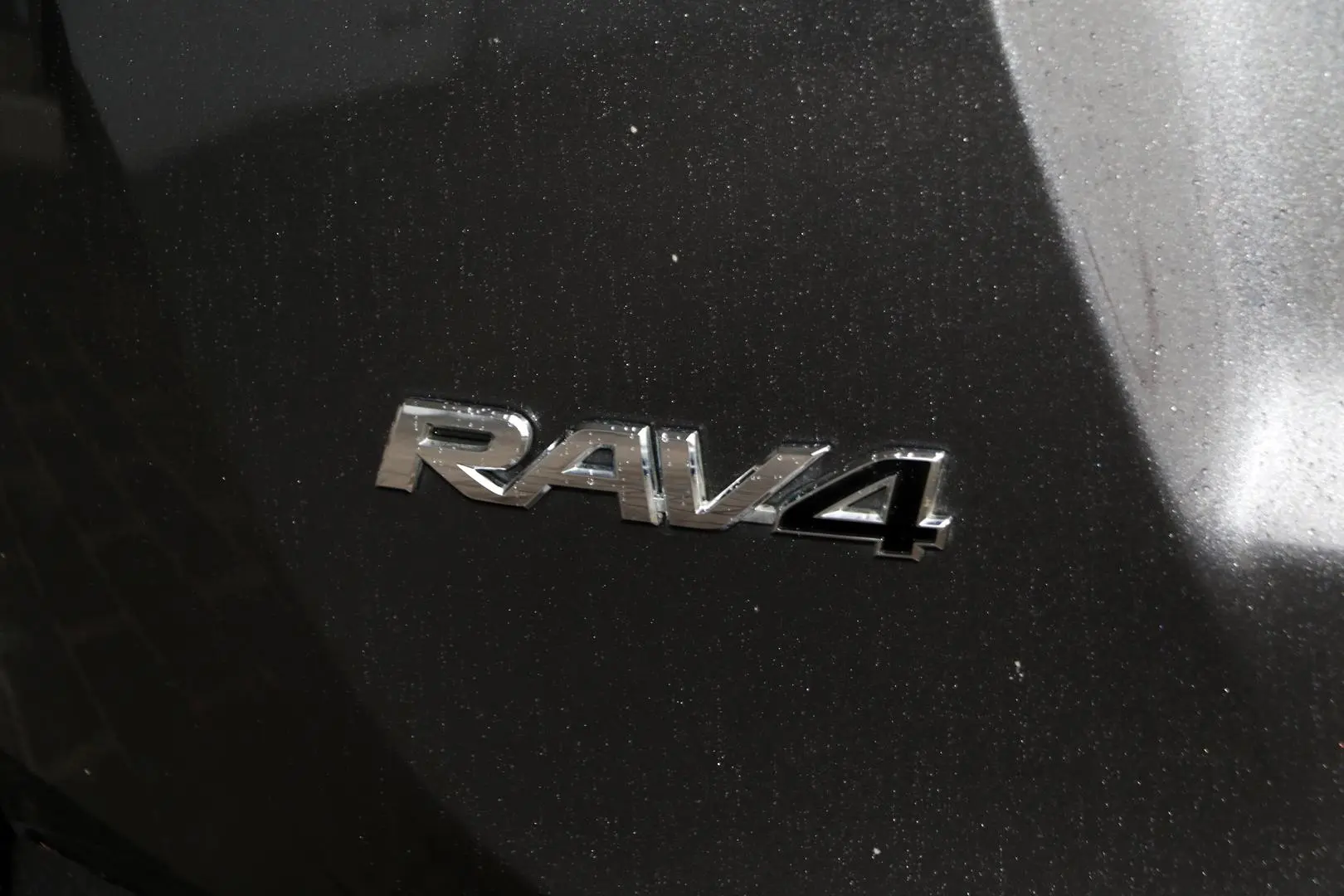 2015 Toyota RAV4 Gallery Image 20