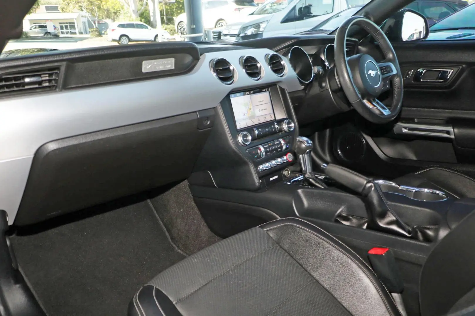 2017 Ford Mustang Gallery Image 7