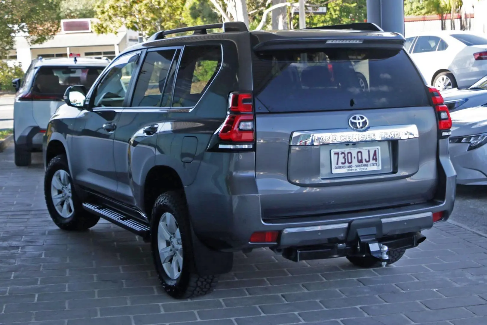 2022 Toyota Landcruiser Prado Gallery Image 2