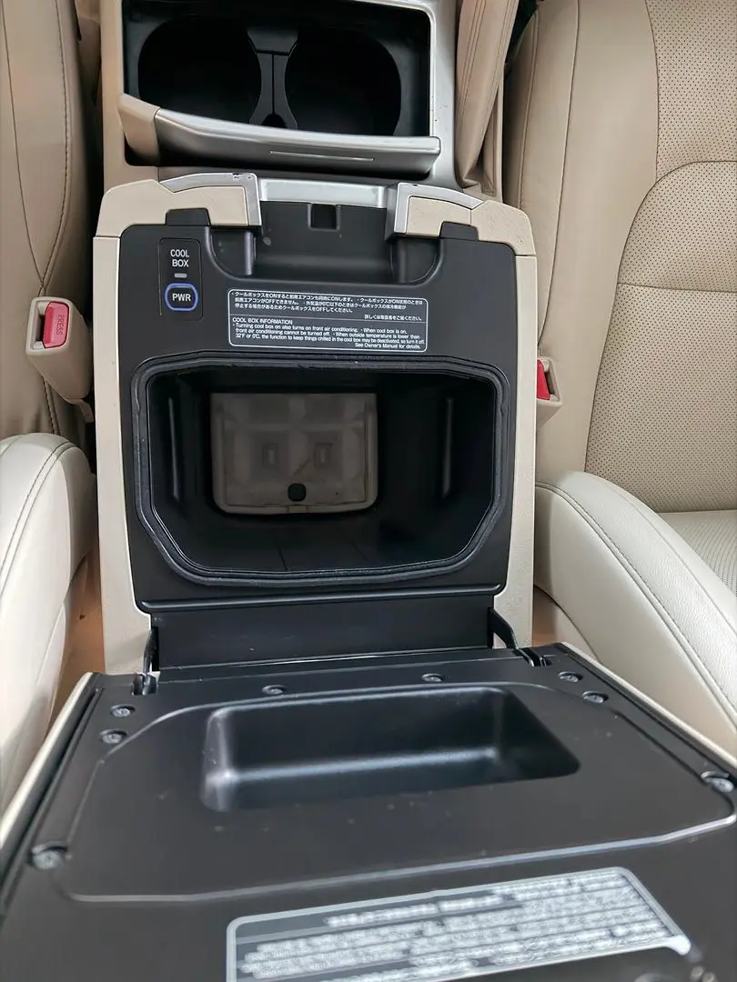 2019 Toyota Landcruiser Gallery Image 19