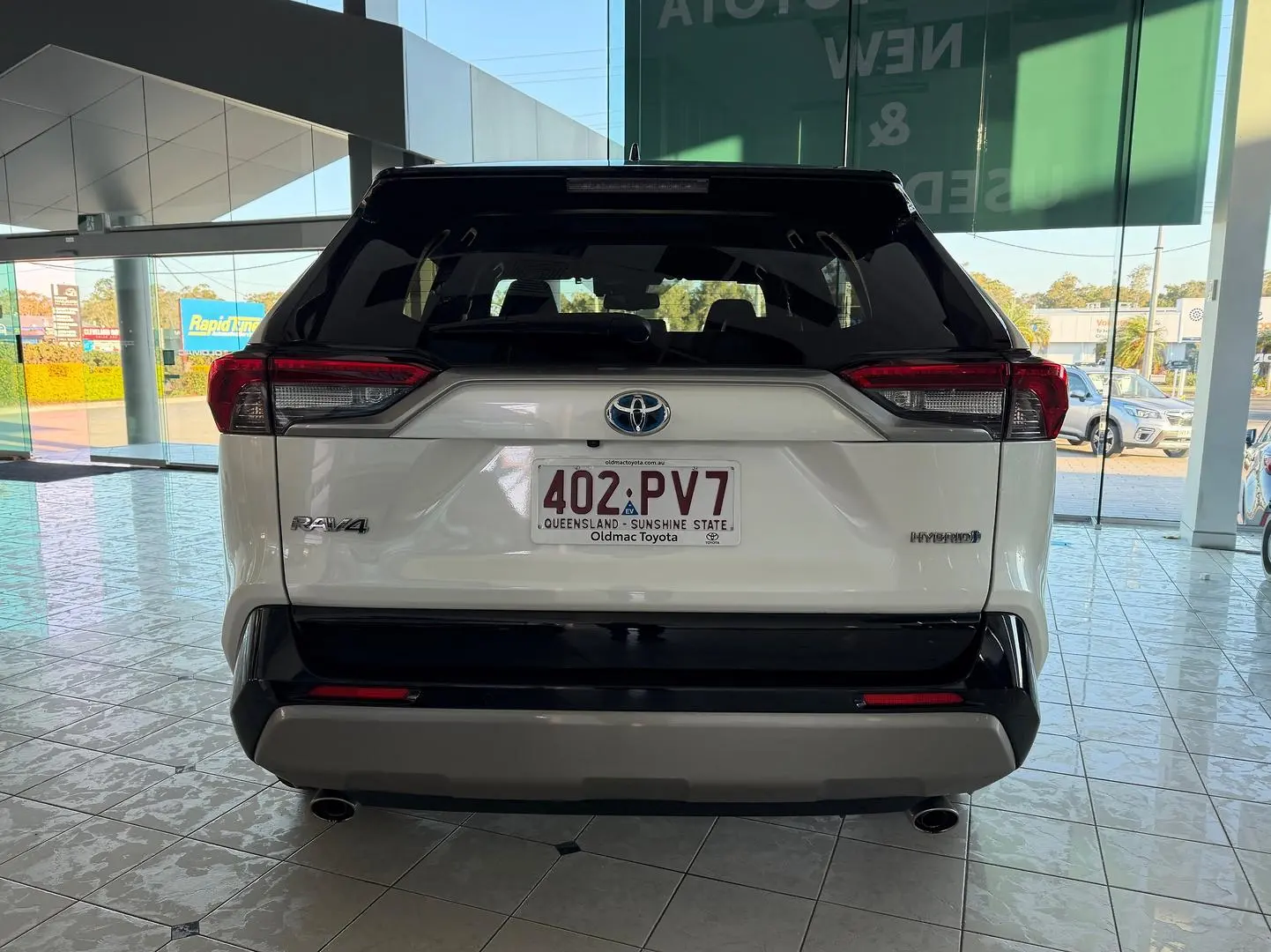 2022 Toyota RAV4 Gallery Image 8