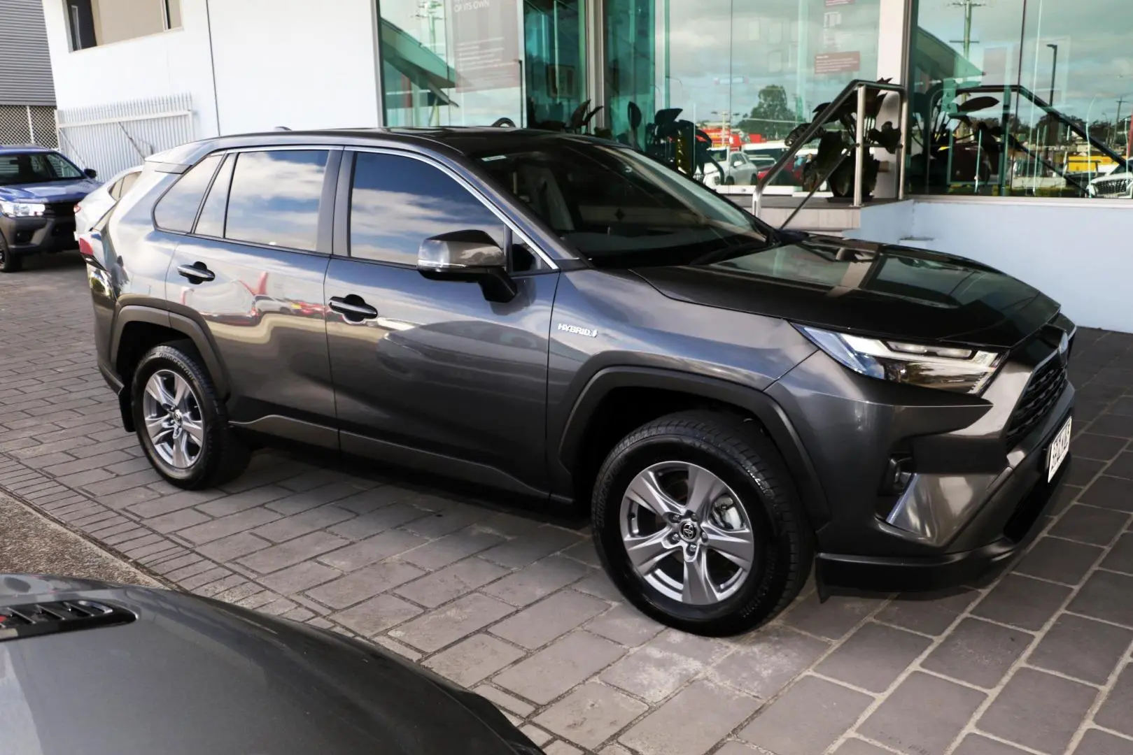 2024 Toyota RAV4 Gallery Image 6
