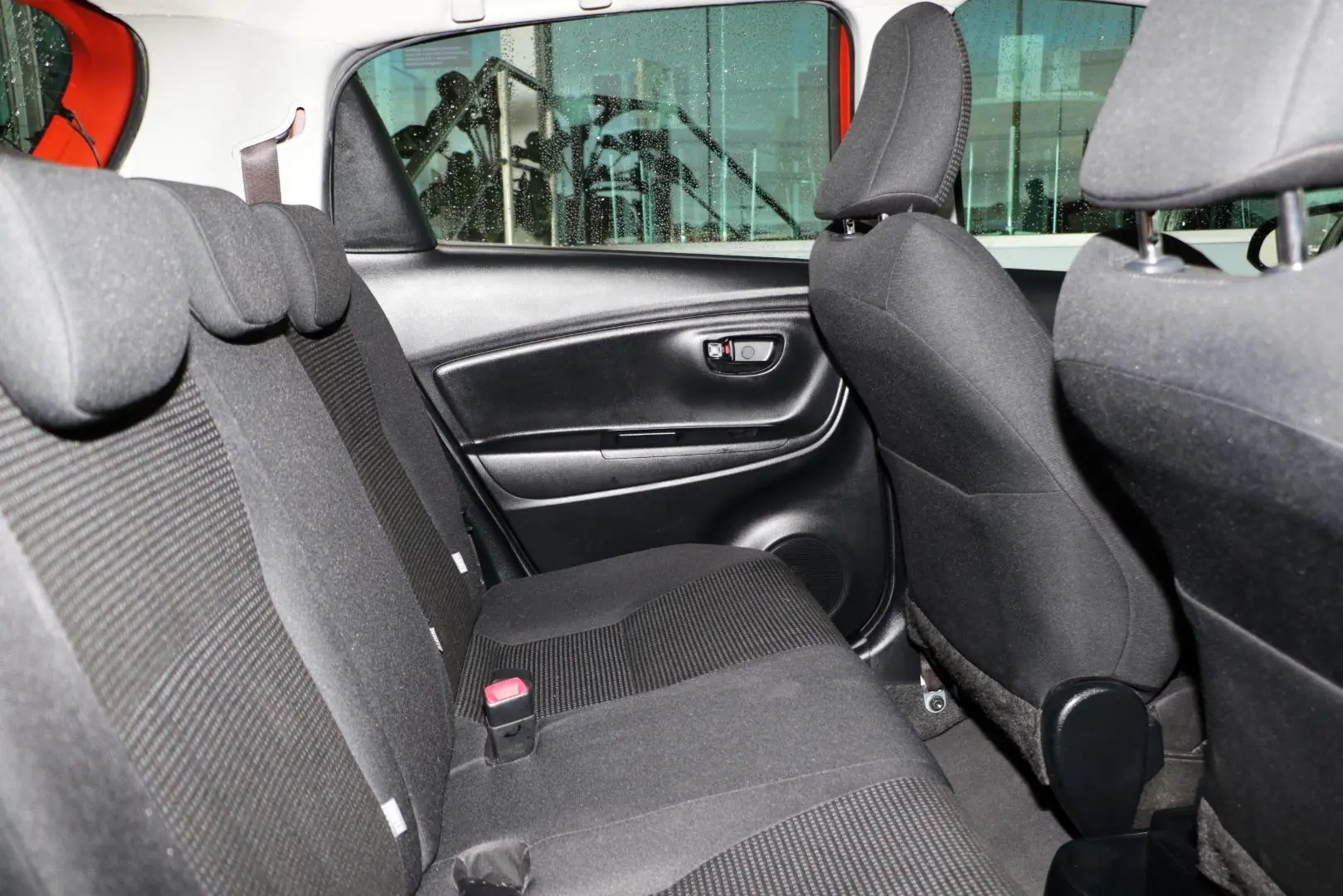 2019 Toyota Yaris Gallery Image 9