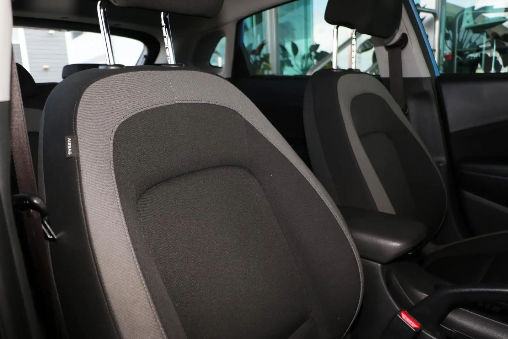 2019 Hyundai Kona Gallery Image 9