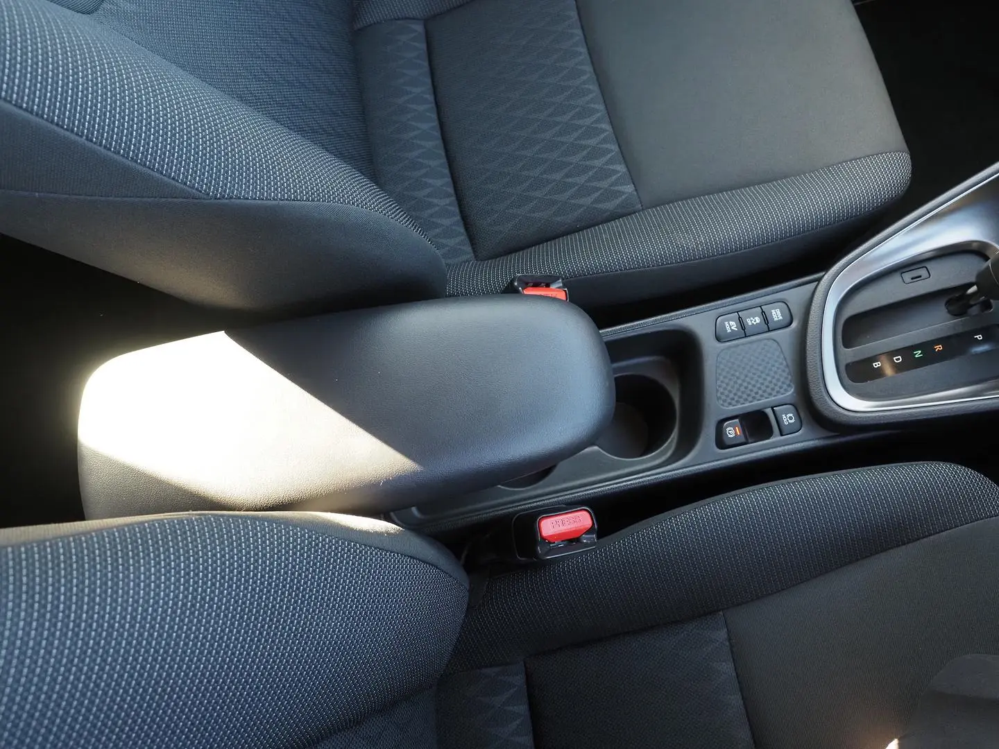 2025 Toyota Yaris Cross Gallery Image 21