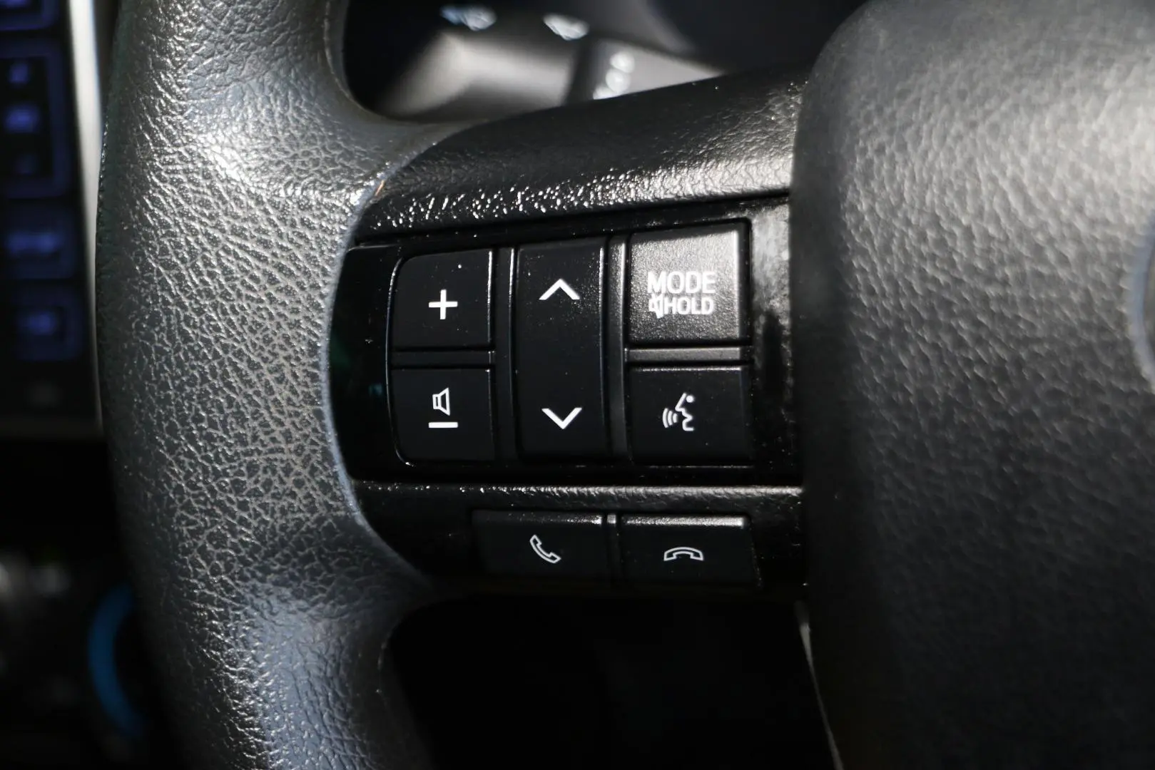 2020 Toyota Hilux Gallery Image 14
