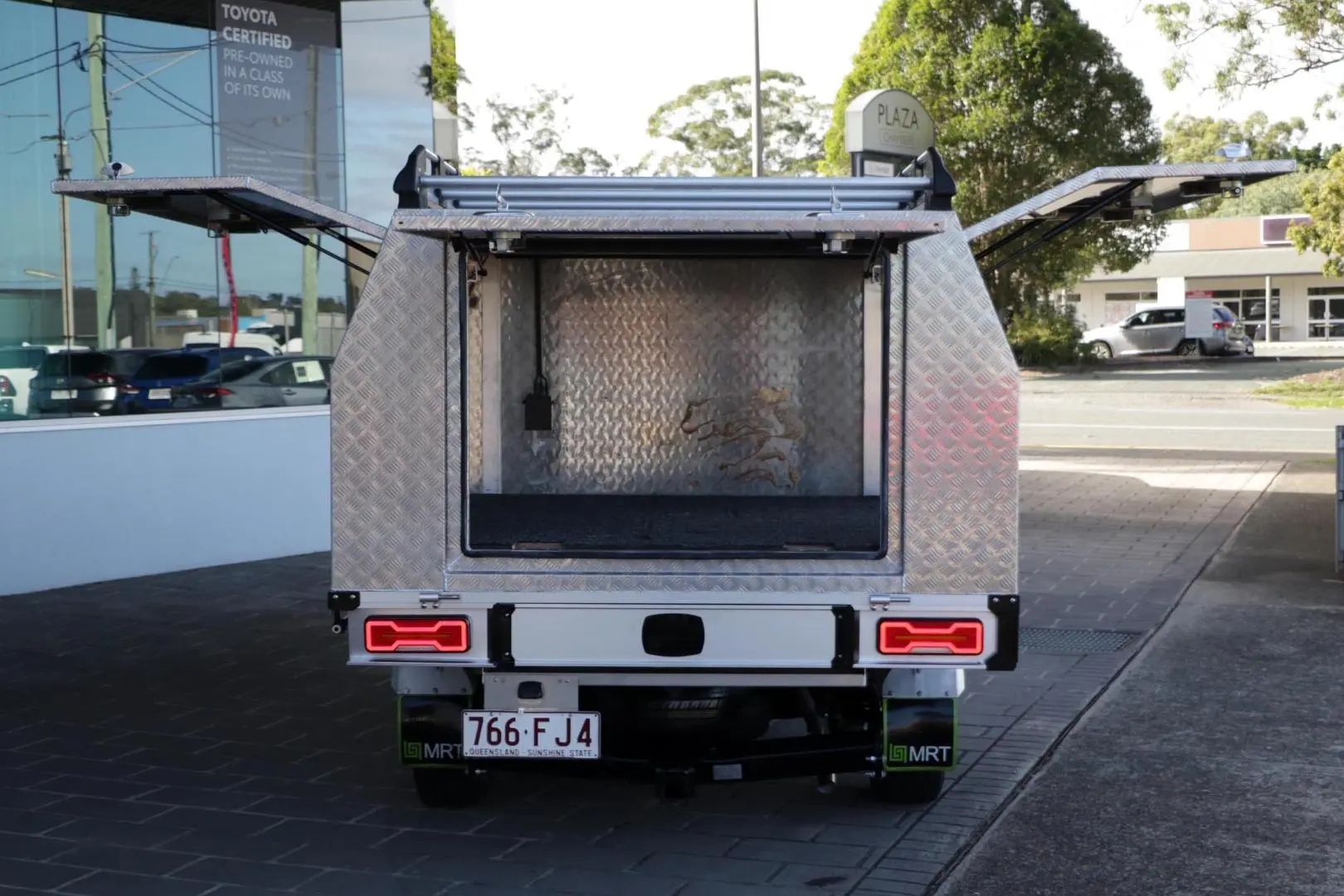2022 Toyota Hilux Gallery Image 7