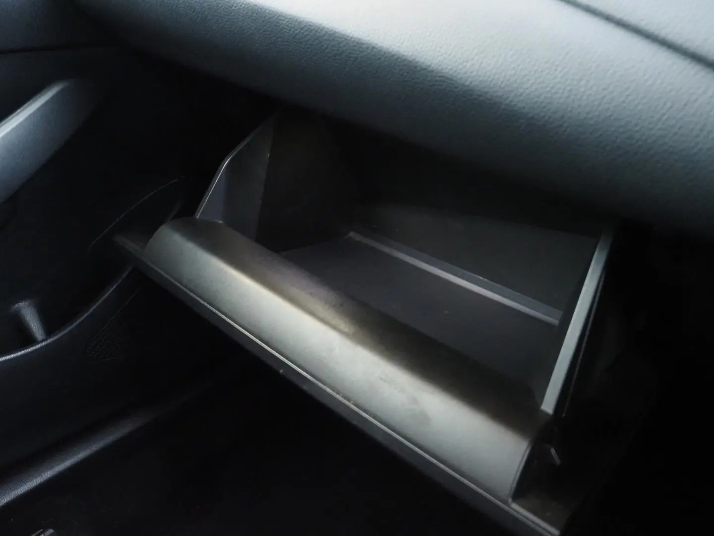 2019 Toyota Corolla Gallery Image 29