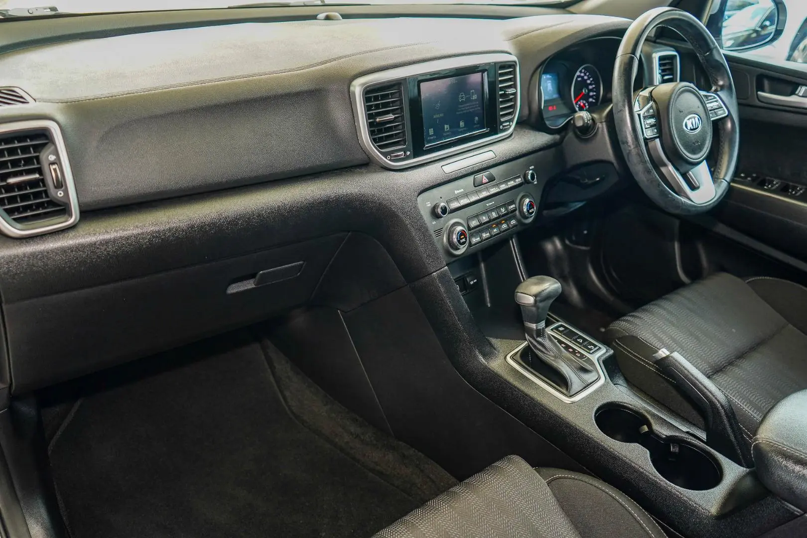 2019 Kia Sportage Gallery Image 8