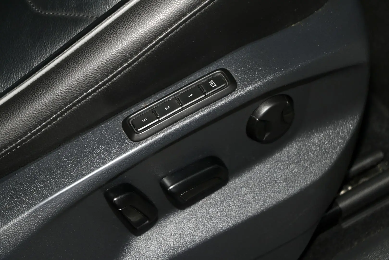 2016 Volkswagen Tiguan Gallery Image 15