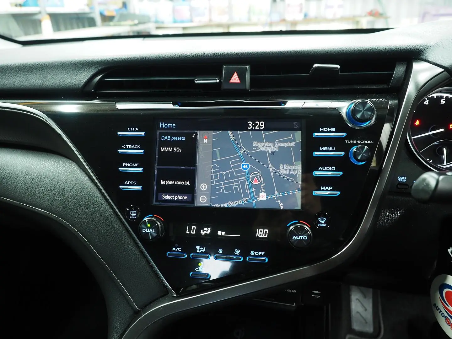 2018 Toyota Camry Gallery Image 24