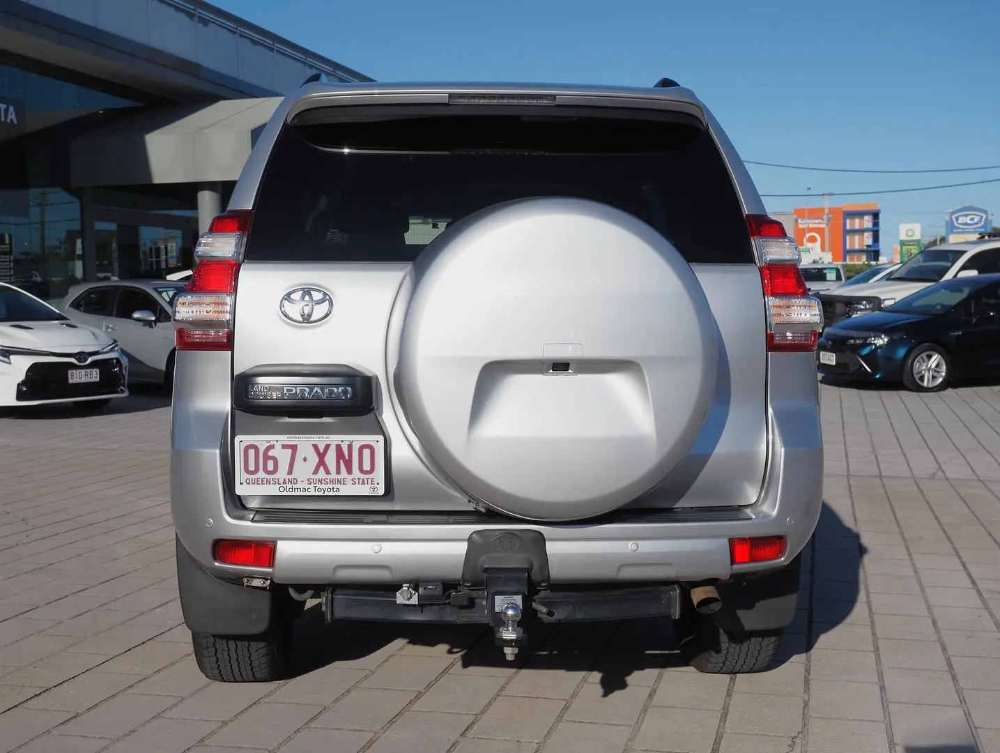 2017 Toyota Landcruiser Prado Gallery Image 10