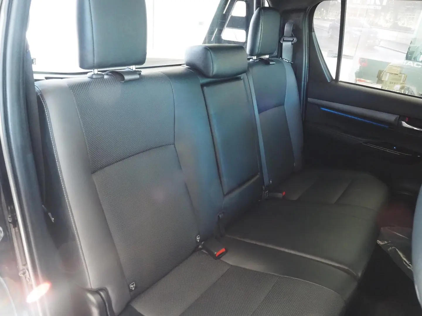 2022 Toyota Hilux Gallery Image 14