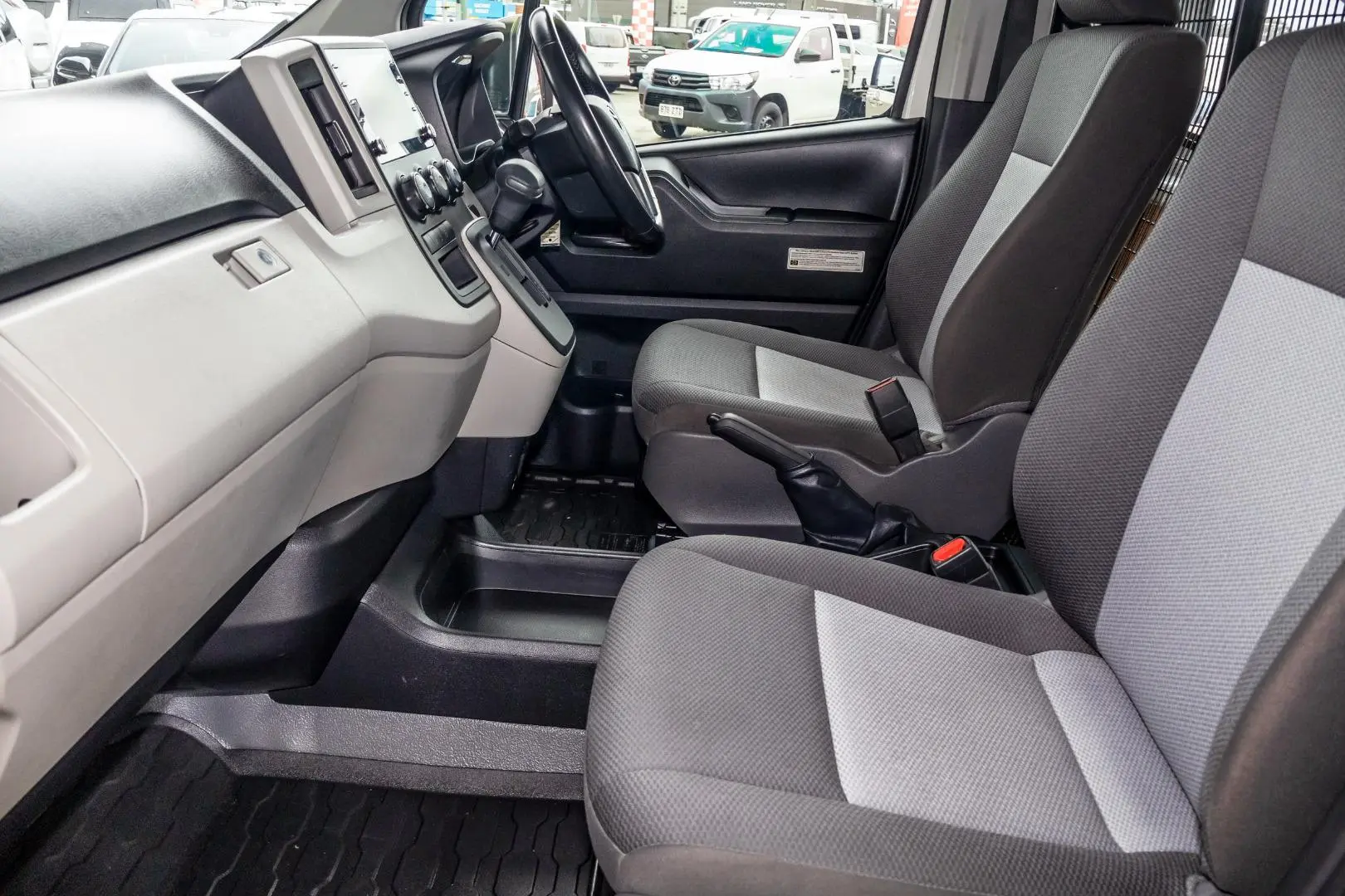 2021 Toyota Hiace Gallery Image 8