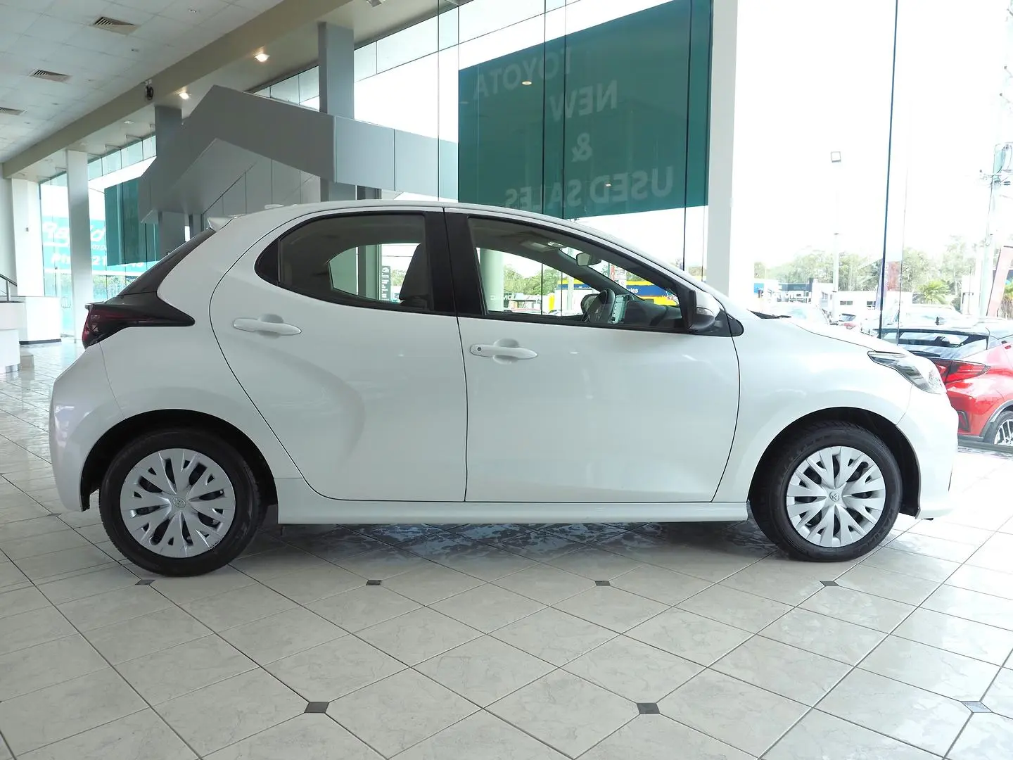 2023 Toyota Yaris Gallery Image 6