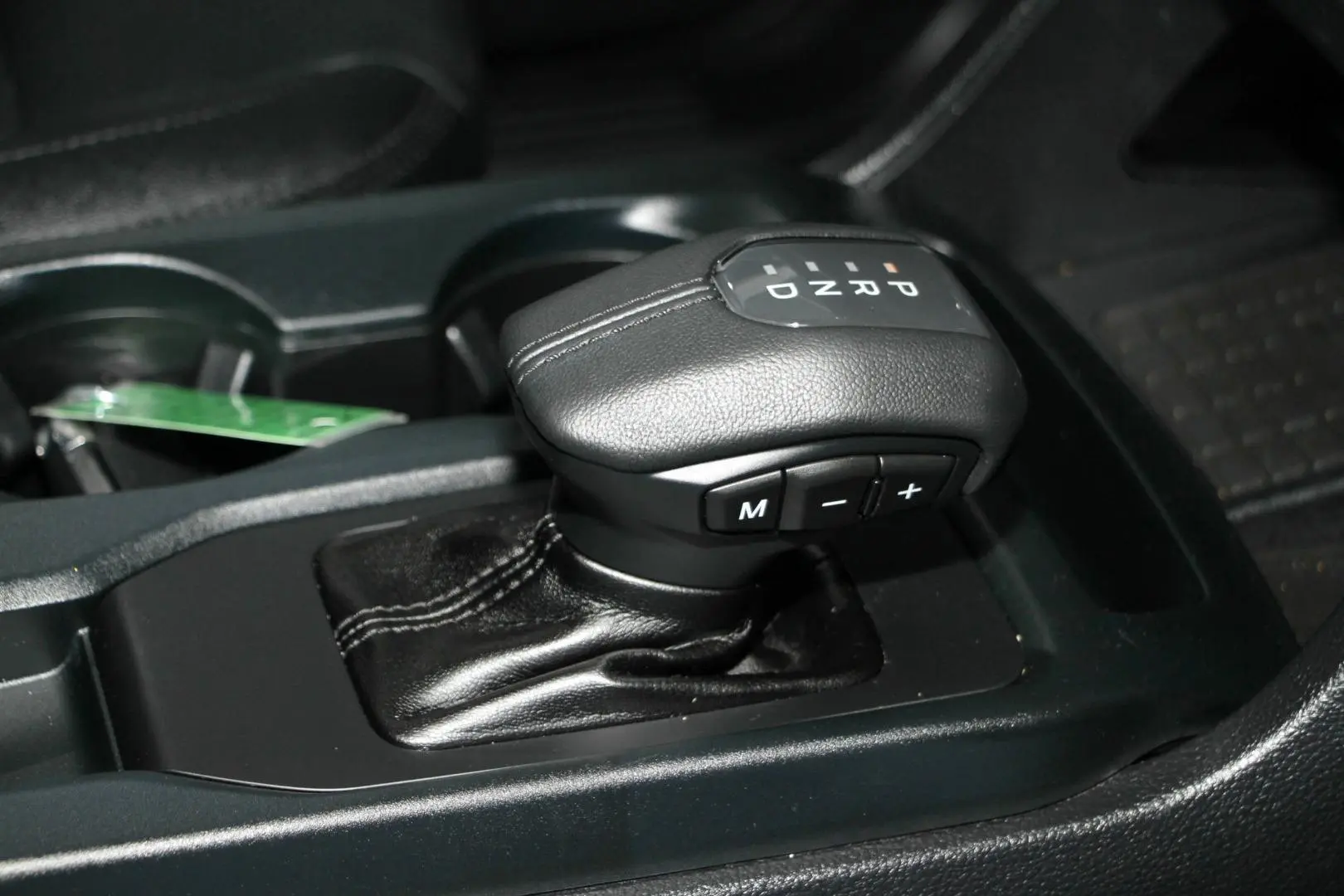 2024 Ford Everest Gallery Image 13