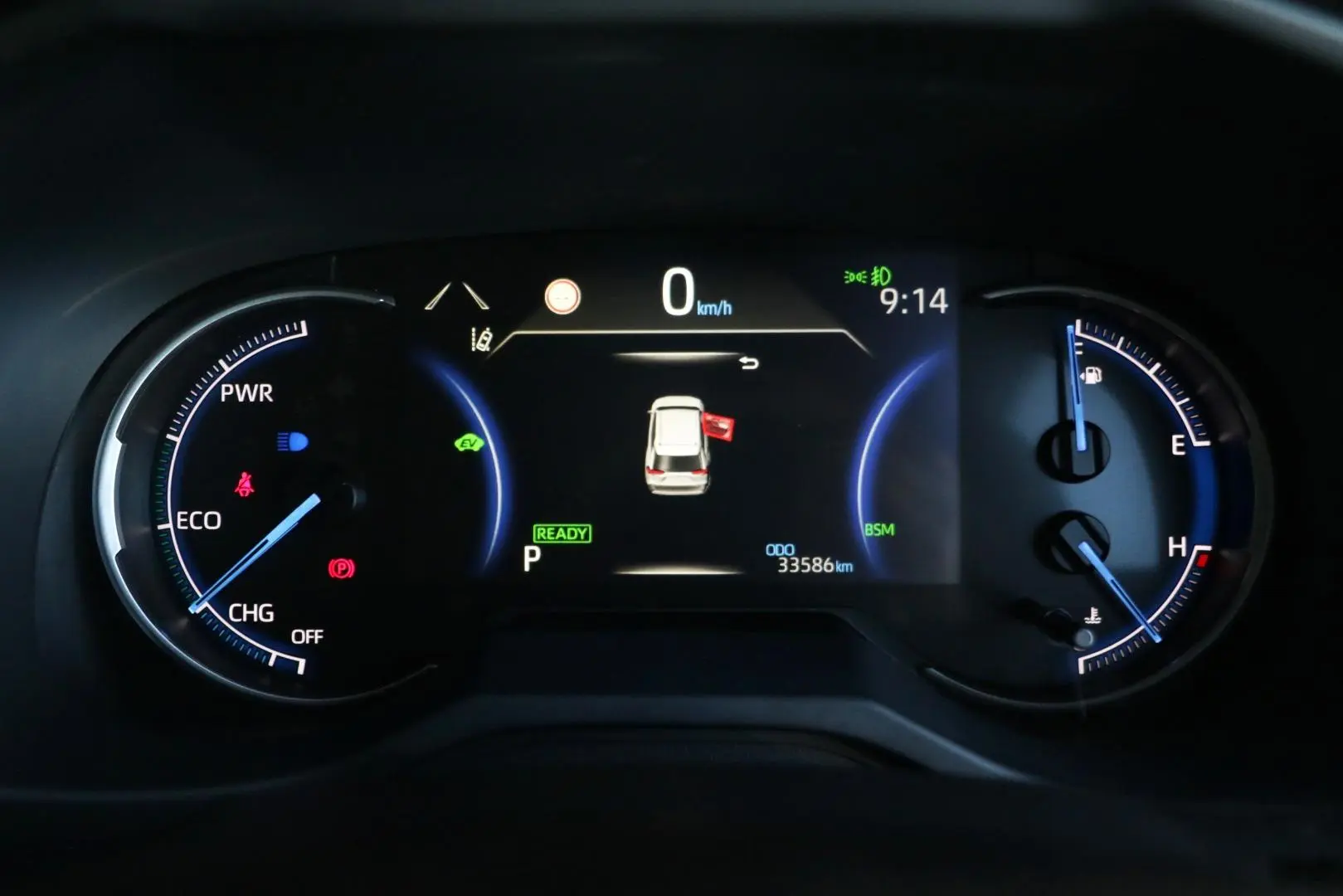 2025 Toyota RAV4 Gallery Image 14