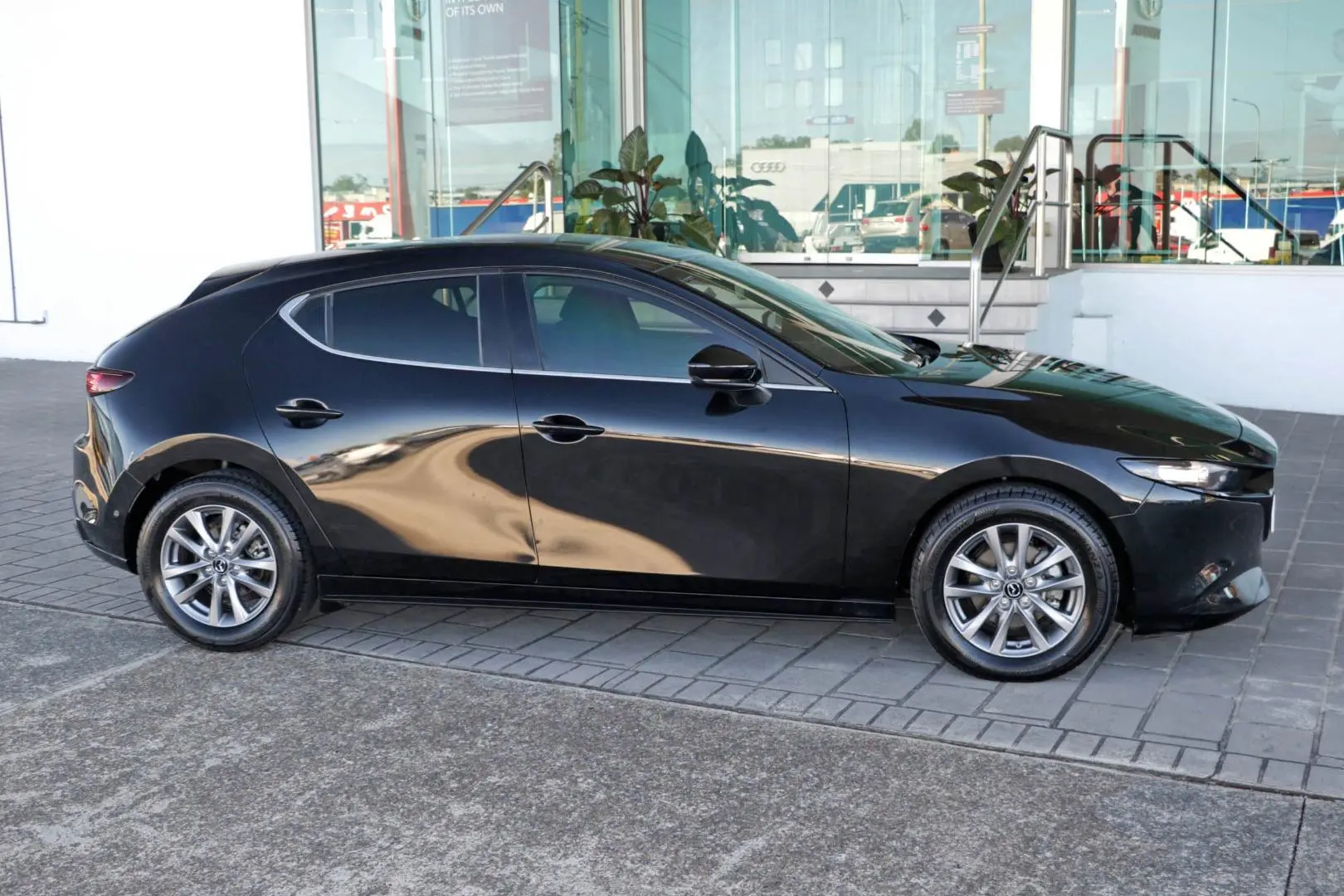 2021 Mazda 3 Gallery Image 5