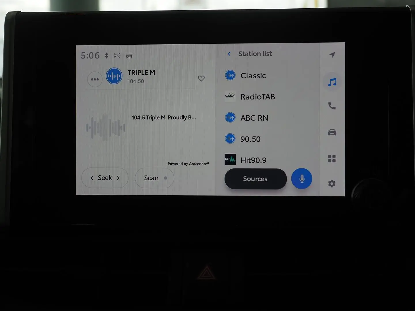 2023 Toyota RAV4 Gallery Image 24