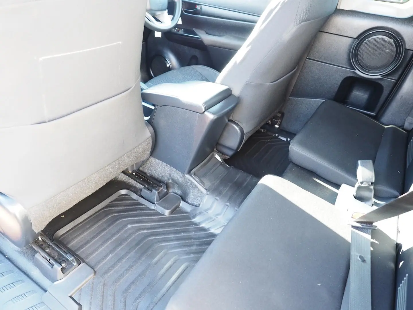 2020 Toyota Hilux Gallery Image 17