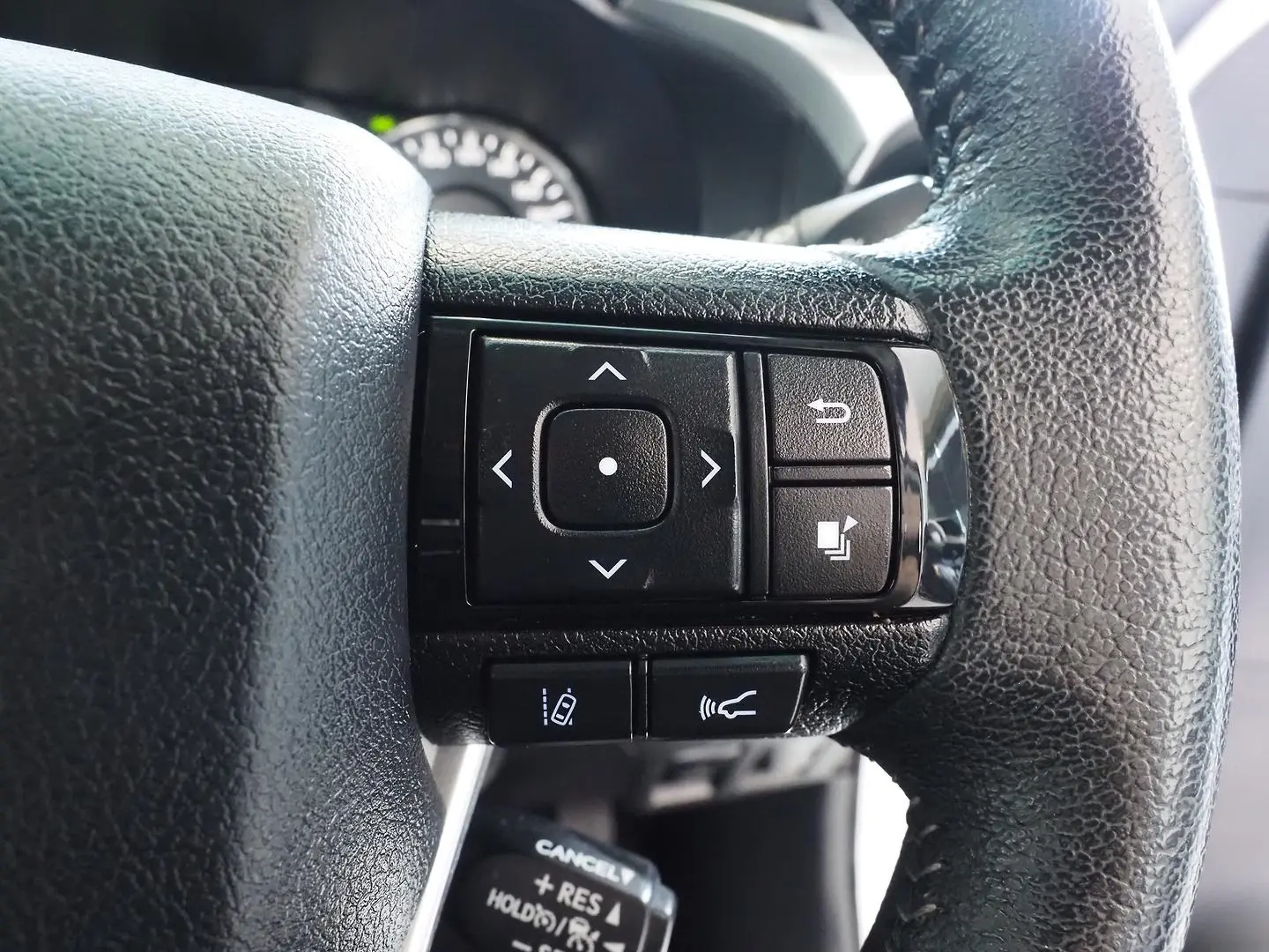 2023 Toyota Hilux Gallery Image 32